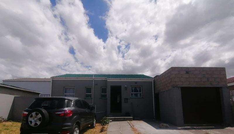 3 Bedroom Property for Sale in Weltevreden Valley Western Cape